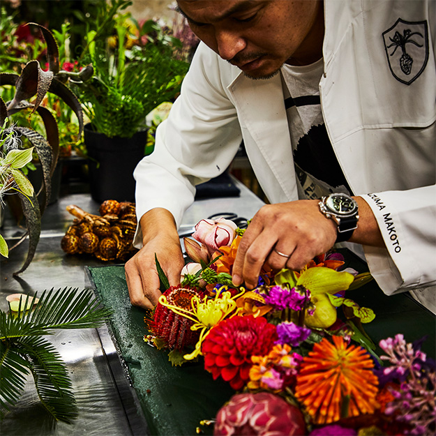 东 信 / Azuma Makoto