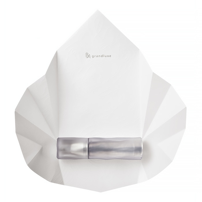 设计理念是“无意识的觉醒让感受无限扩大”